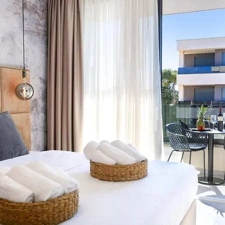 Fly - S2 - Mpolo 3* Medulin